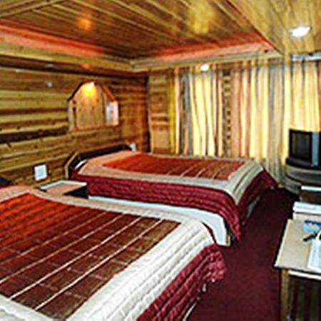 Broadway Hotel Darjeeling  Buitenkant foto