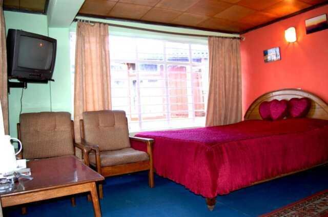 Broadway Hotel Darjeeling  Kamer foto