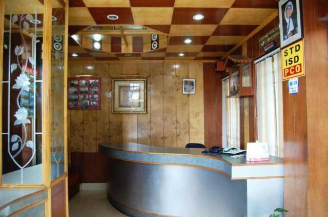Broadway Hotel Darjeeling  Buitenkant foto